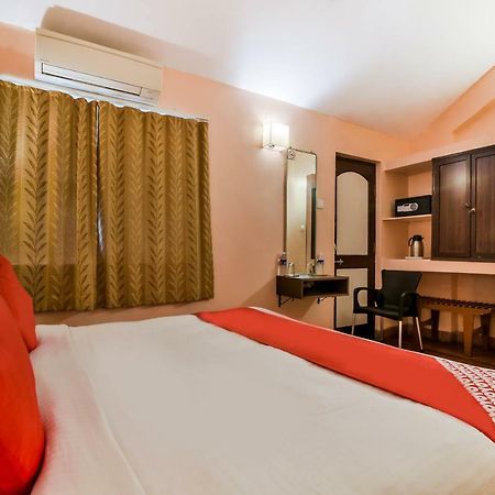 Oyo 807 Hotel Gopika International Goa Buitenkant foto